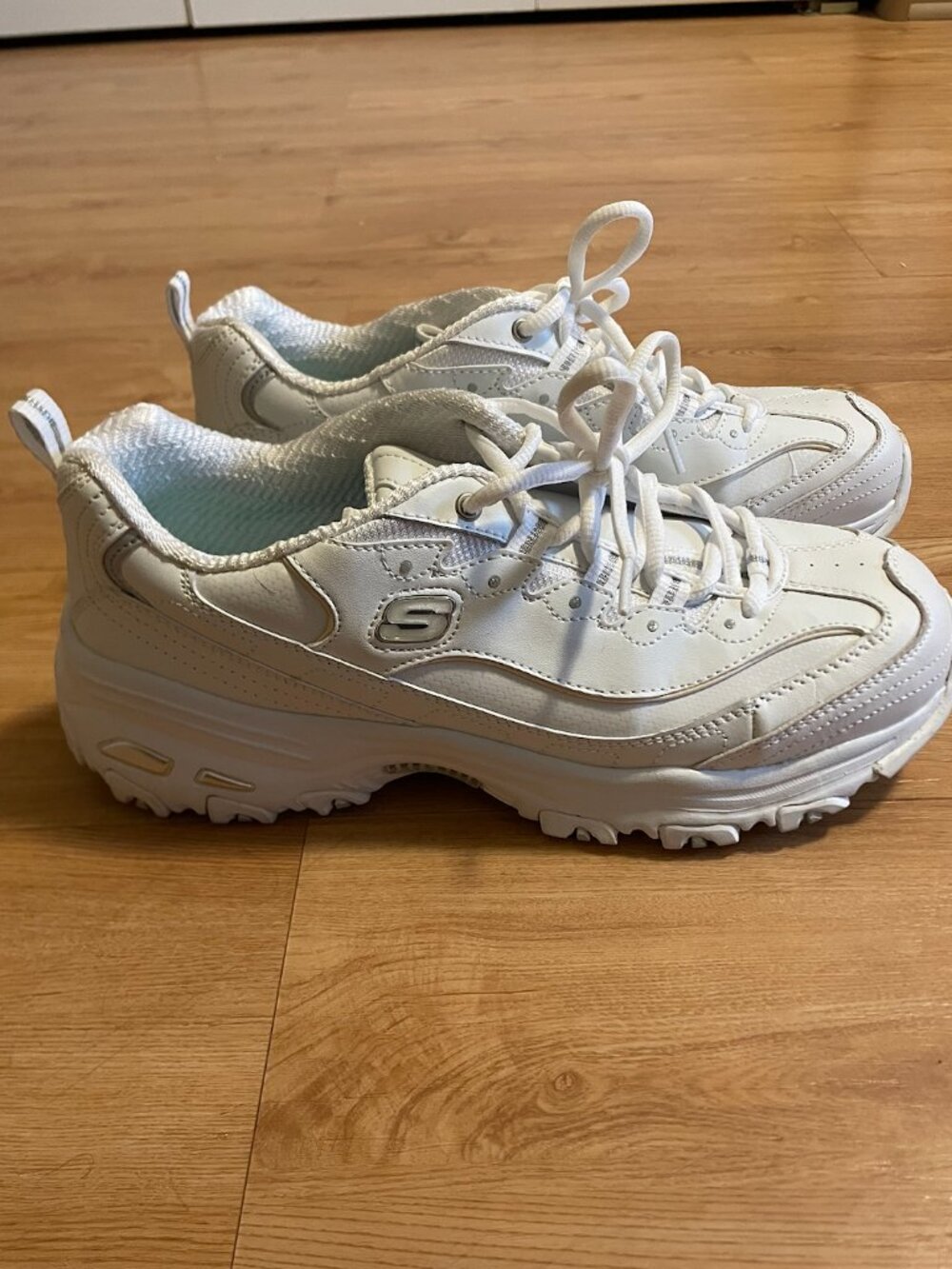 Skechers D'lites lace-up